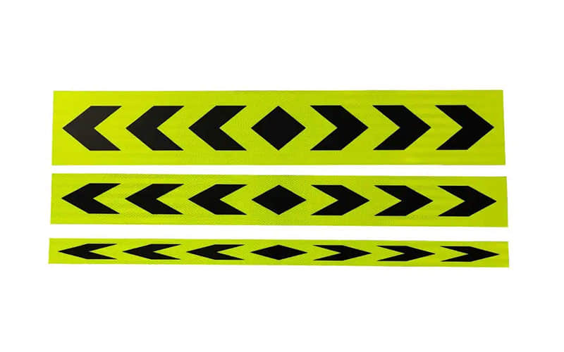 Reflection sticker with black arrow direction  