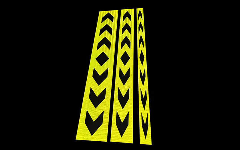 Reflection sticker with black arrow direction  